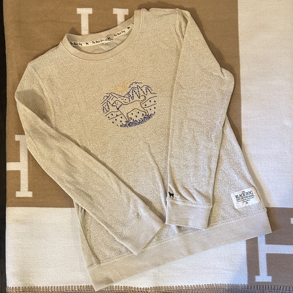 The Black Dog Light Tan Long Sleeve Tee with Mountain Graphic